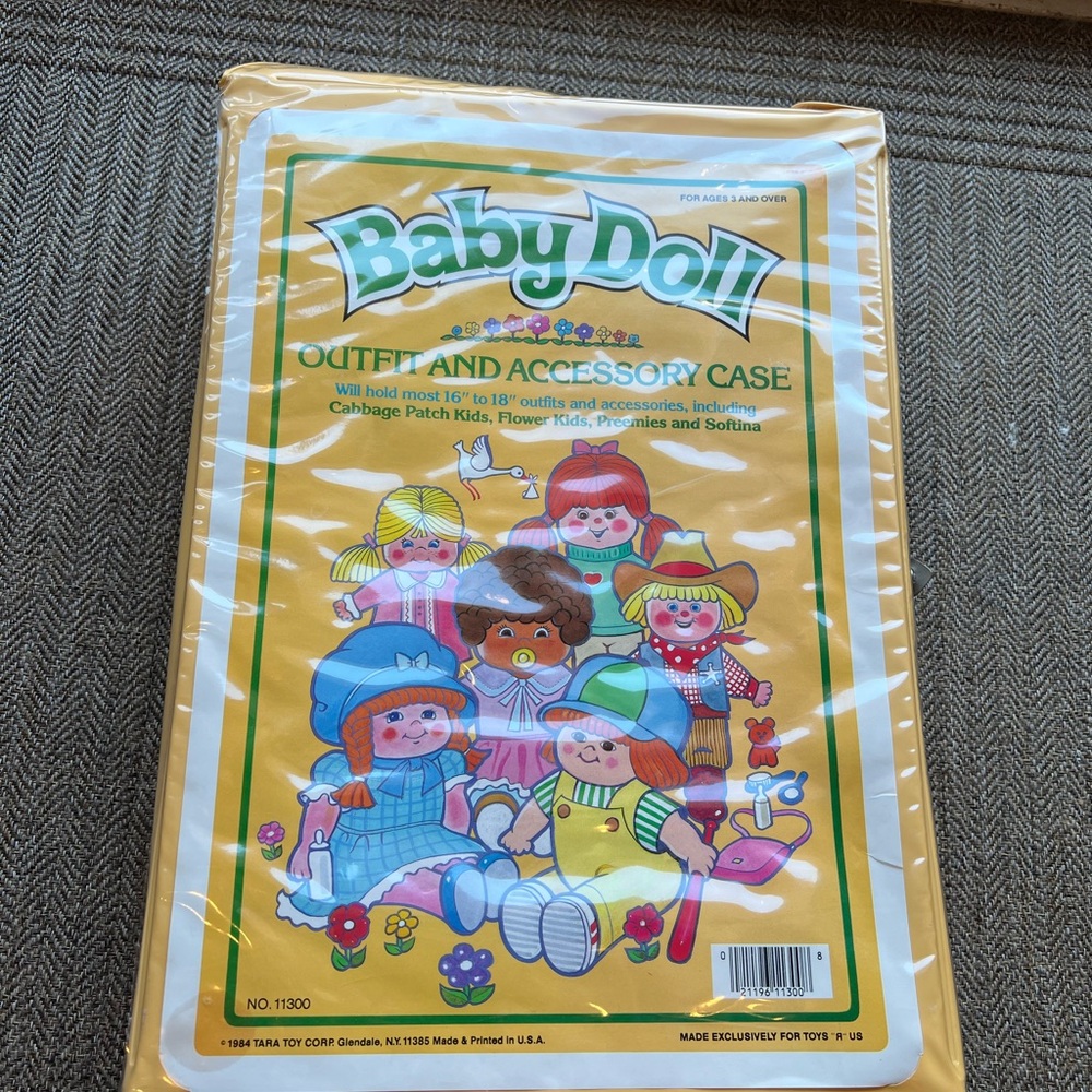 1984 Vintage Baby Doll Cabbage Patch Kids  Outfit Accessory Case #11300 USA Made